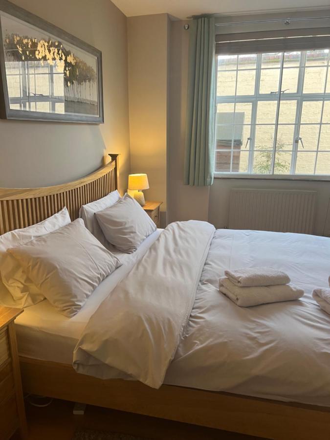 2 Bedroom Apartment Just Off Kings Road ロンドン エクステリア 写真