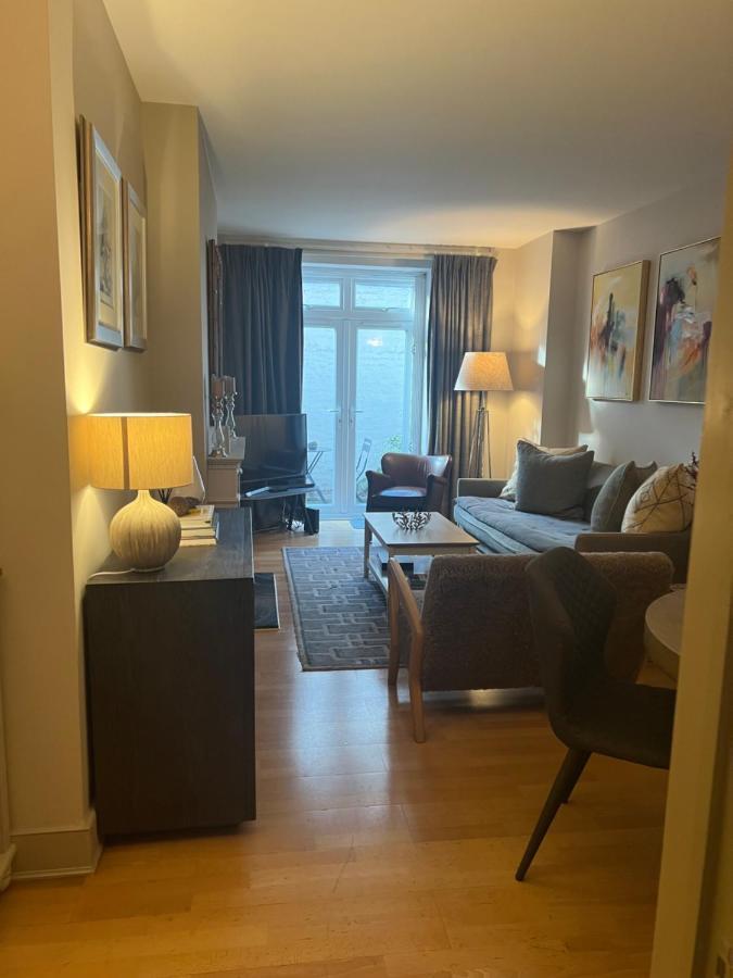 2 Bedroom Apartment Just Off Kings Road ロンドン エクステリア 写真