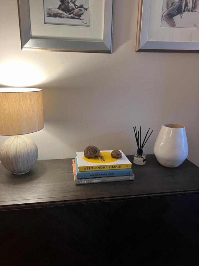 2 Bedroom Apartment Just Off Kings Road ロンドン エクステリア 写真