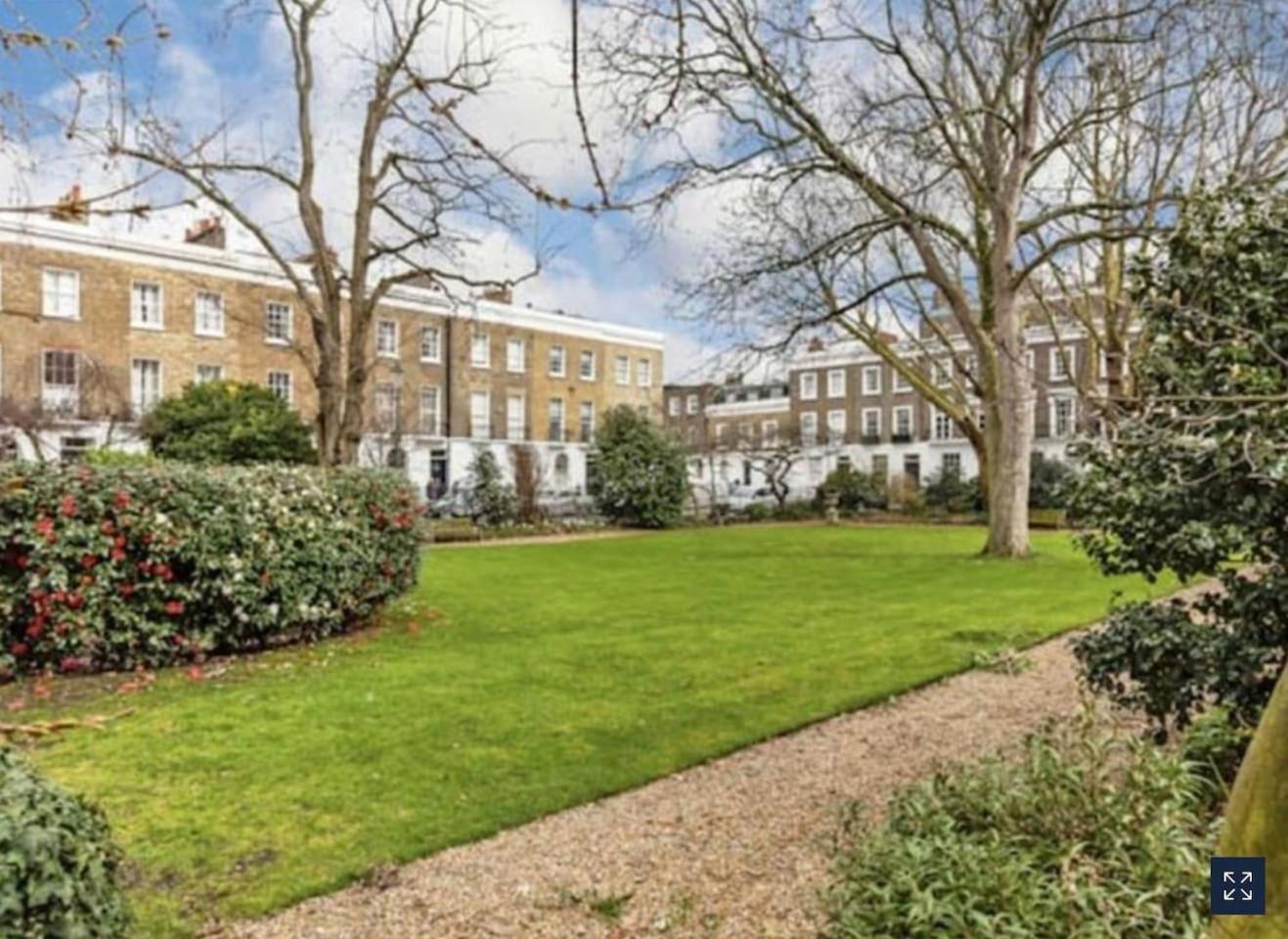 2 Bedroom Apartment Just Off Kings Road ロンドン エクステリア 写真